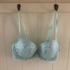 Victoria Secret Dream Angels Lined Demi - Size 34C Mint